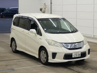 HONDA FREED HYBRID