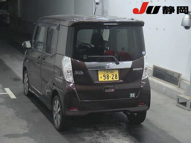 MITSUBISHI EK SPACE