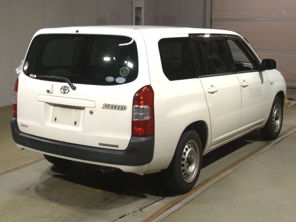 TOYOTA SUCCEED WAGON