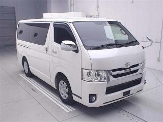 TOYOTA REGIUS ACE