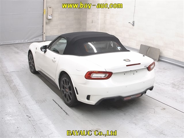 FIAT ABARTH 124 SPIDER