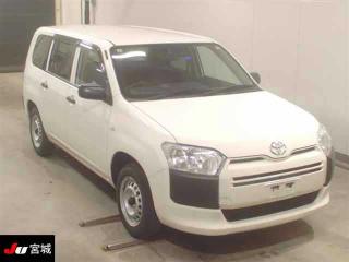 TOYOTA SUCCEED VAN