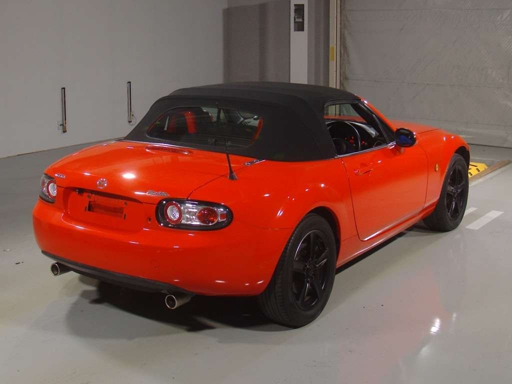 MAZDA ROADSTER