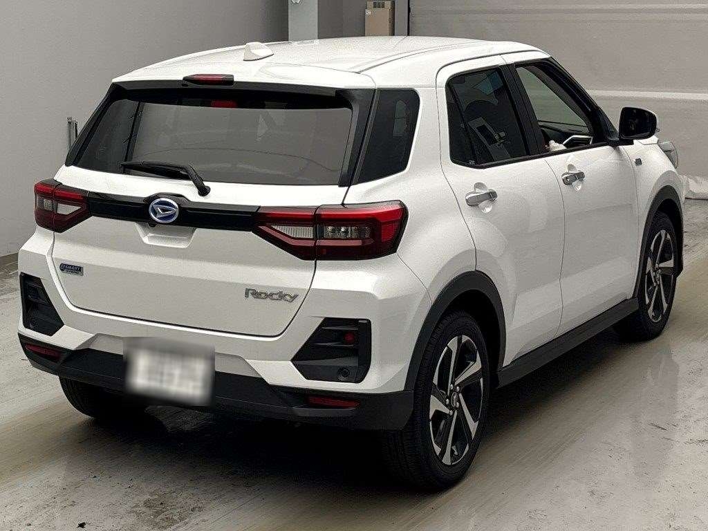DAIHATSU ROCKY