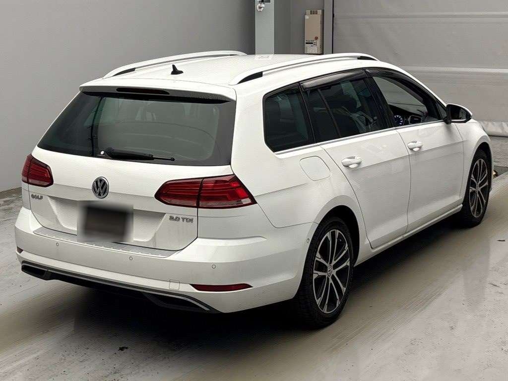 VOLKSWAGEN GOLF VARIANT