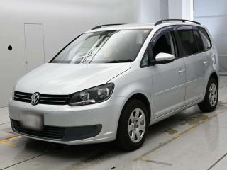 VOLKSWAGEN GOLF TOURAN