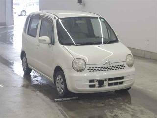 DAIHATSU MOVE LATTE