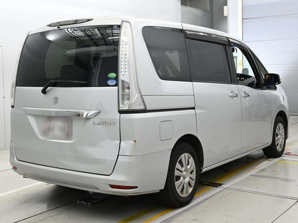 SUZUKI LANDY