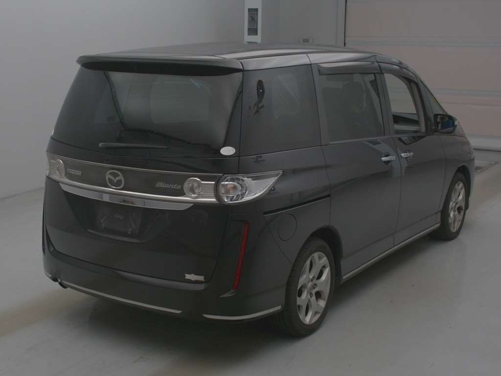 MAZDA BIANTE