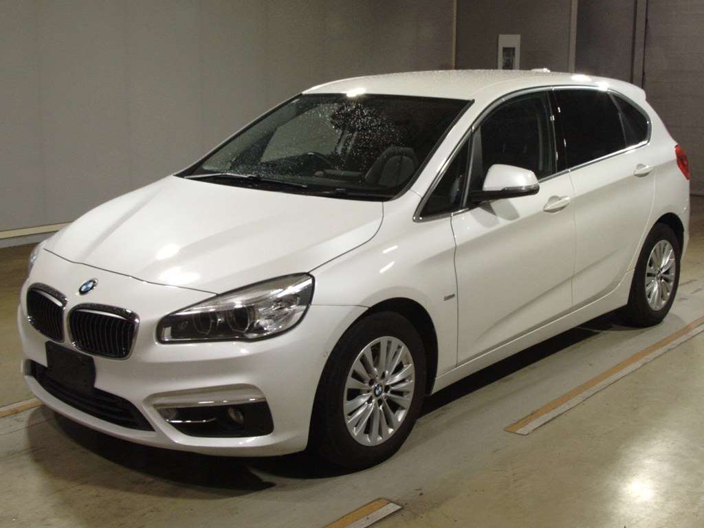 BMW 2 SERIES
