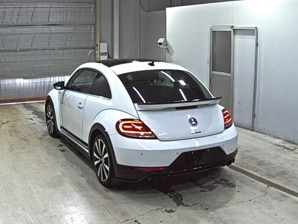VOLKSWAGEN THE BEETLE