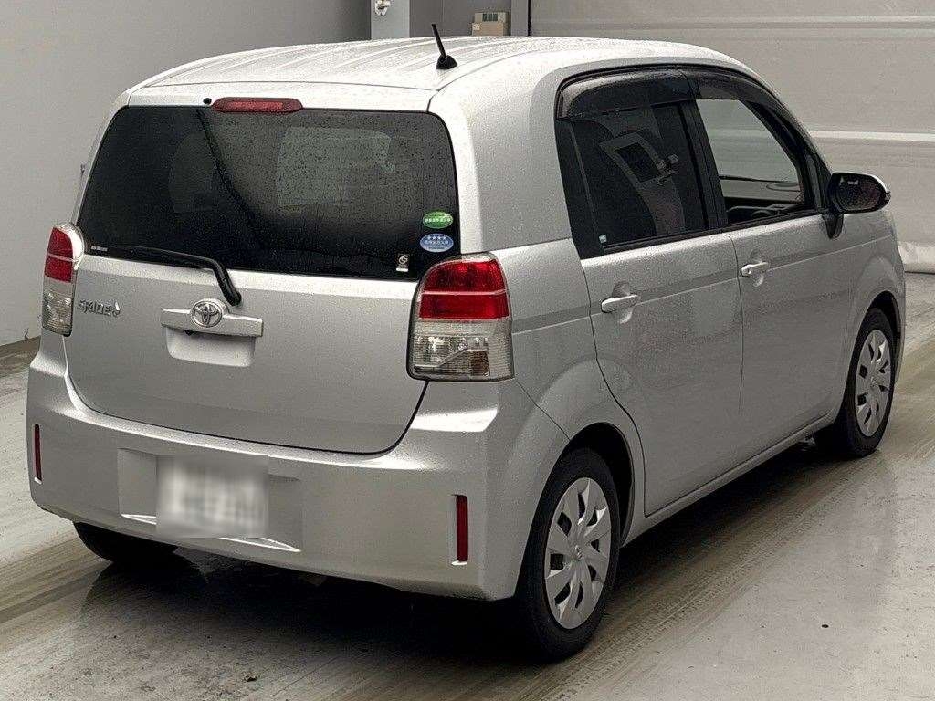 TOYOTA SPADE