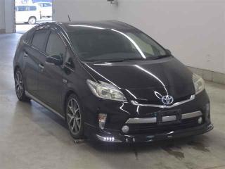 TOYOTA PRIUS PHV