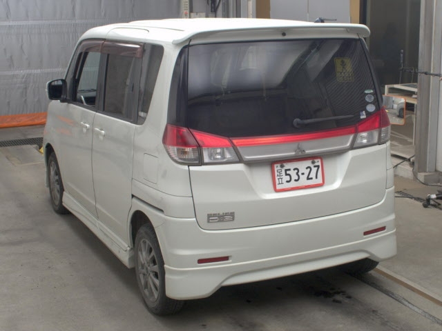 MITSUBISHI DELICA D:2