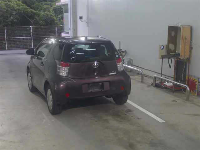TOYOTA IQ