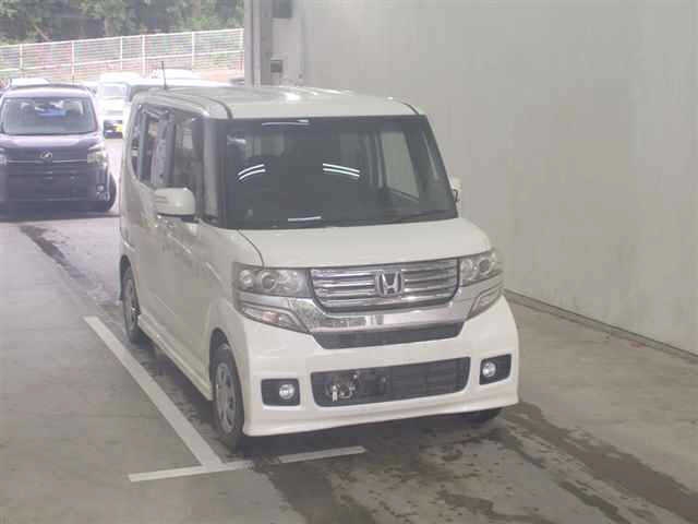 HONDA N BOX CUSTOM