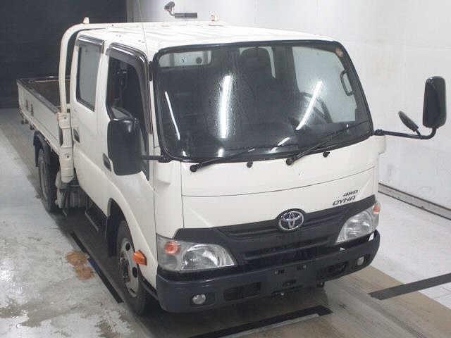 TOYOTA DYNA