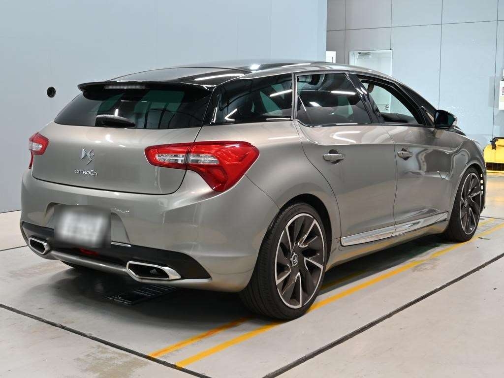 CITROEN DS5