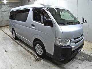 TOYOTA HIACE WAGON