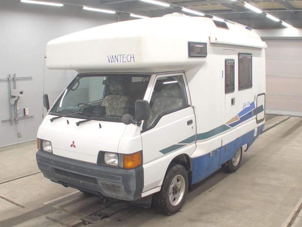 MITSUBISHI DELICA TRUCK