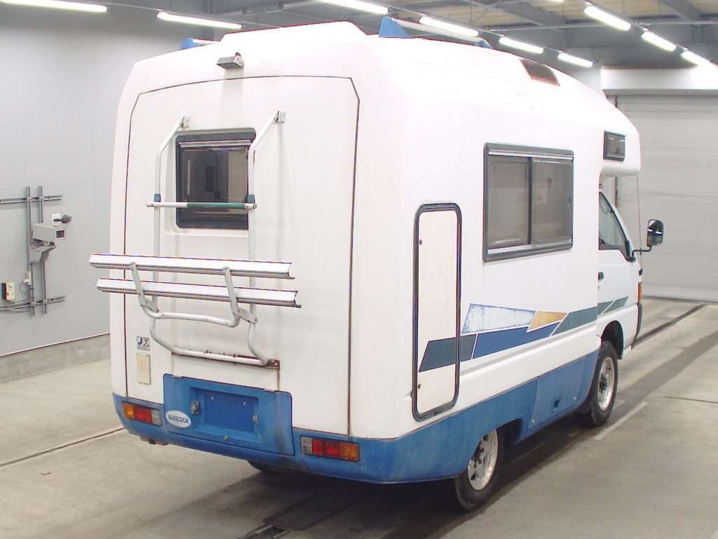 MITSUBISHI DELICA TRUCK