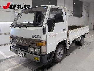 TOYOTA DYNA