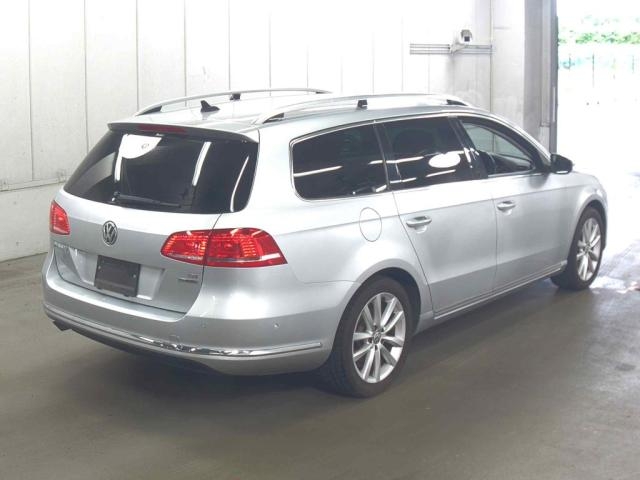 VOLKSWAGEN PASSAT VARIANT