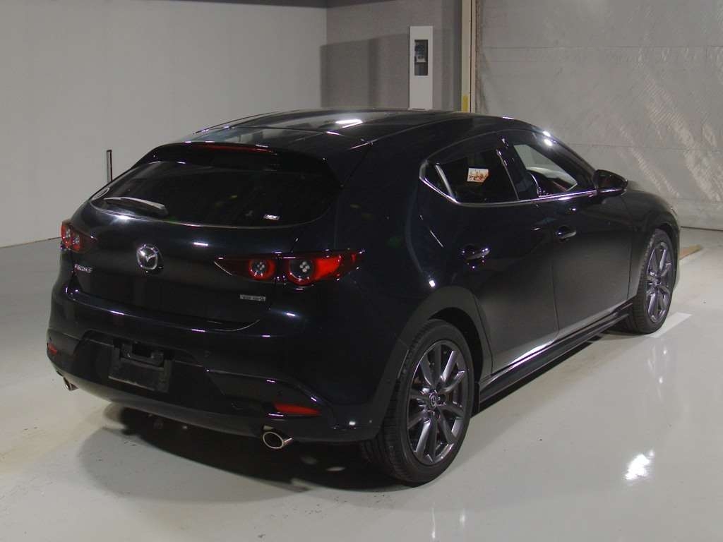 MAZDA MAZDA3 FASTBACK