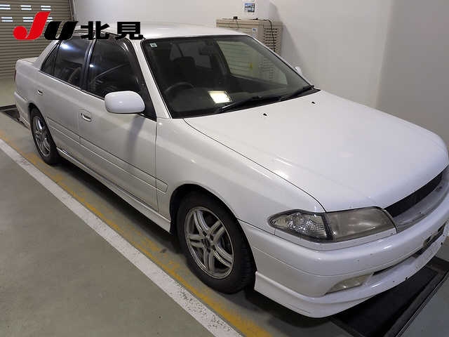 TOYOTA CARINA