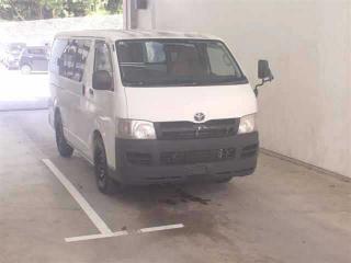 TOYOTA REGIUS VAN