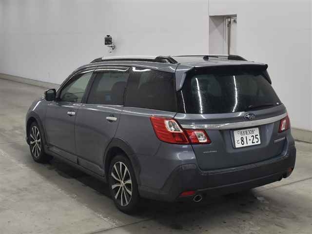 SUBARU EXIGA CROSSOVER 7