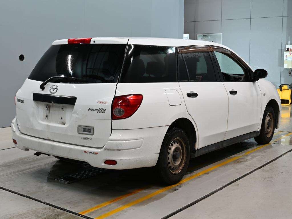 MAZDA FAMILIA VAN