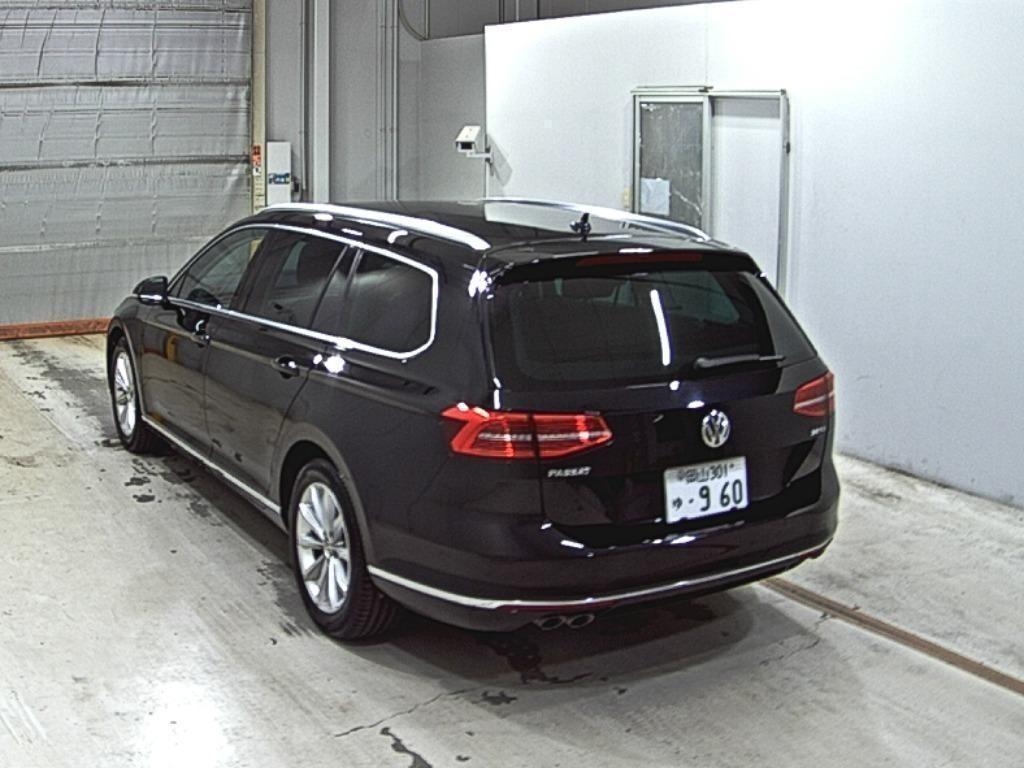 VOLKSWAGEN PASSAT VARIANT