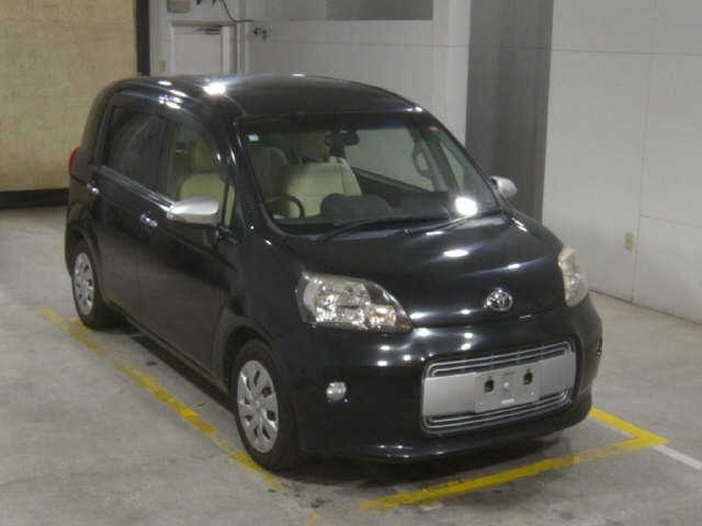 TOYOTA PORTE