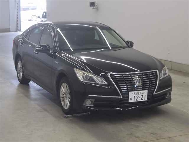 TOYOTA CROWN HYBRID
