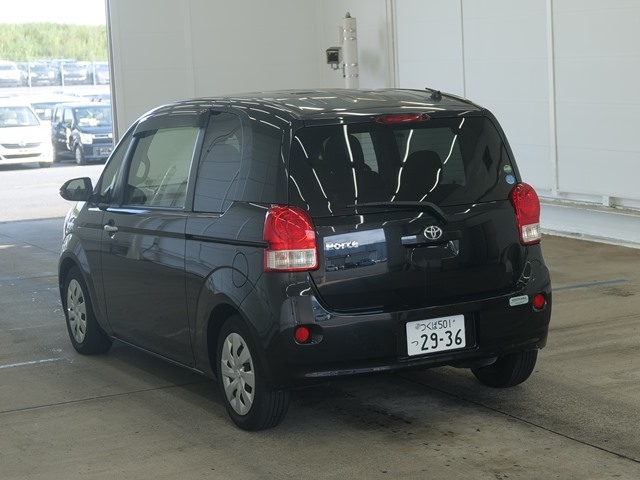 TOYOTA PORTE