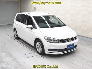 VOLKSWAGEN GOLF TOURAN