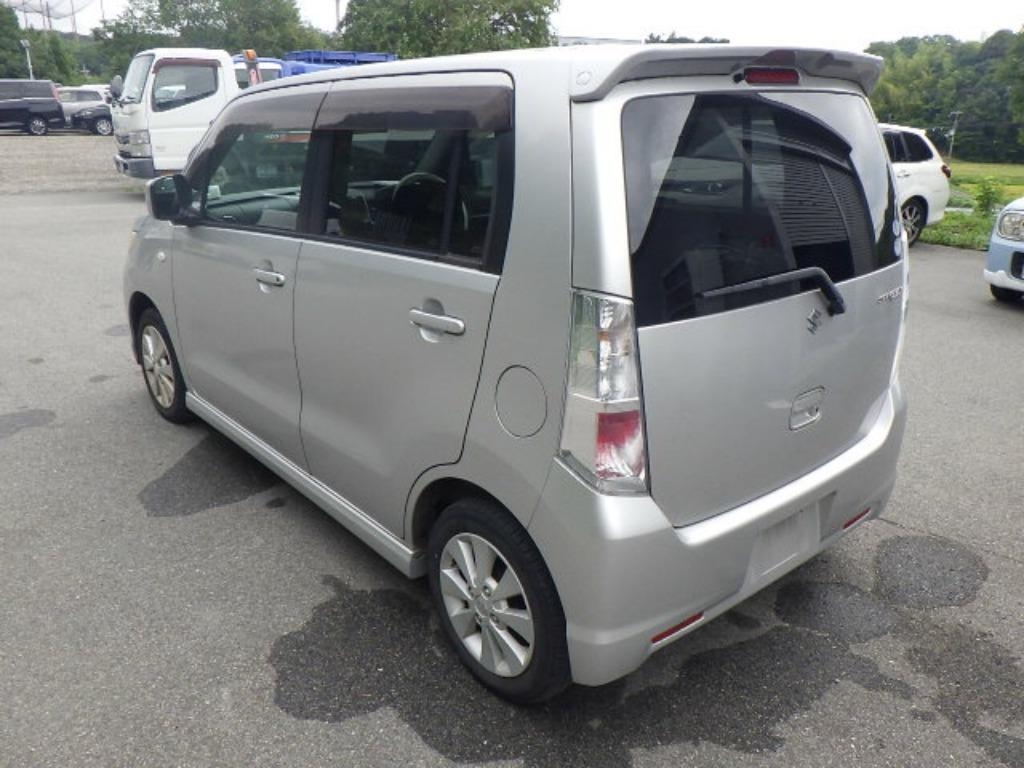 SUZUKI WAGON R STINGRAY