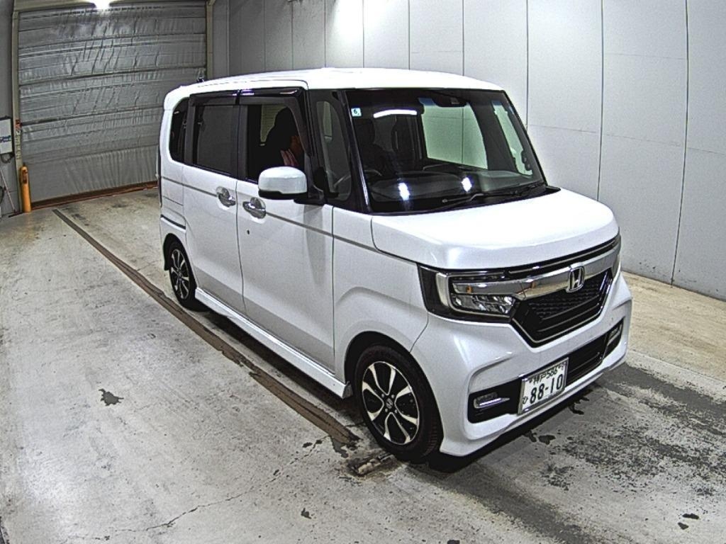 HONDA N BOX CUSTOM