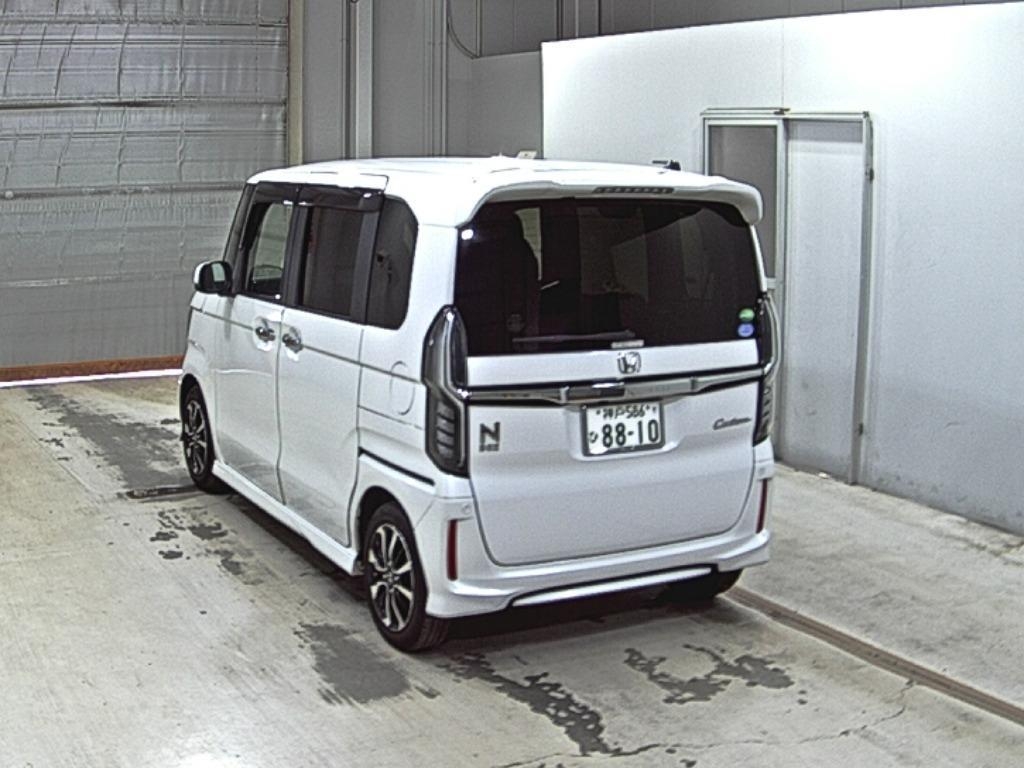 HONDA N BOX CUSTOM