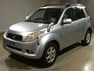 TOYOTA RUSH