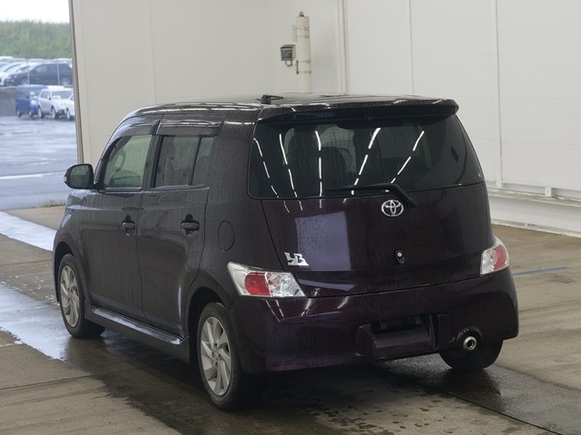 TOYOTA BB