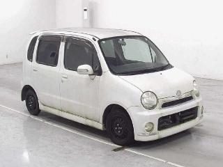 DAIHATSU MOVE LATTE