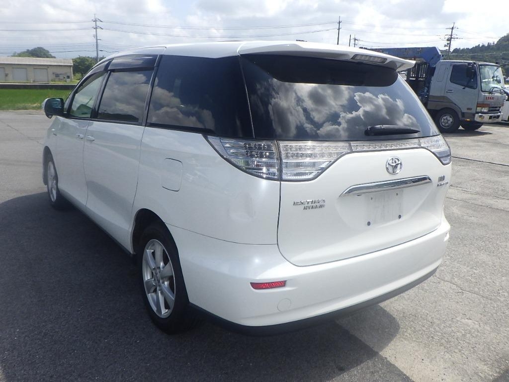 TOYOTA ESTIMA HYBRID