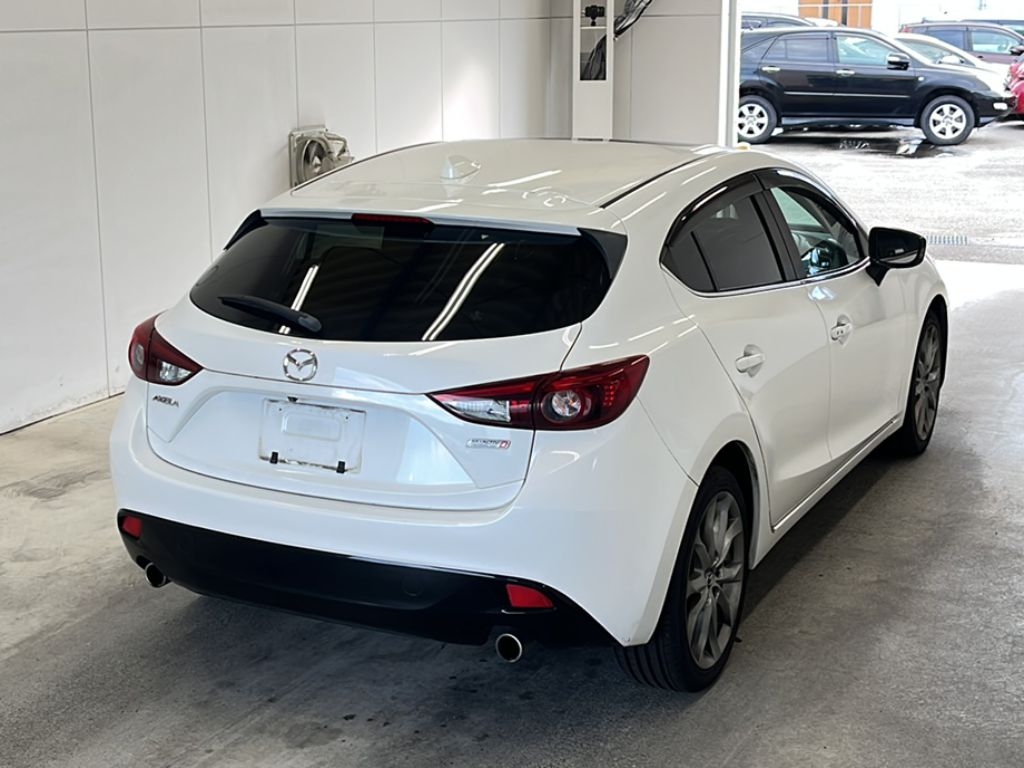 MAZDA AXELA SPORT