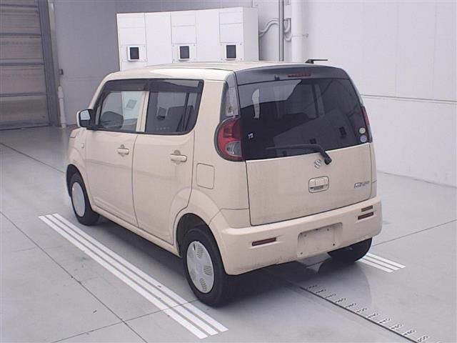 SUZUKI MRWAGON