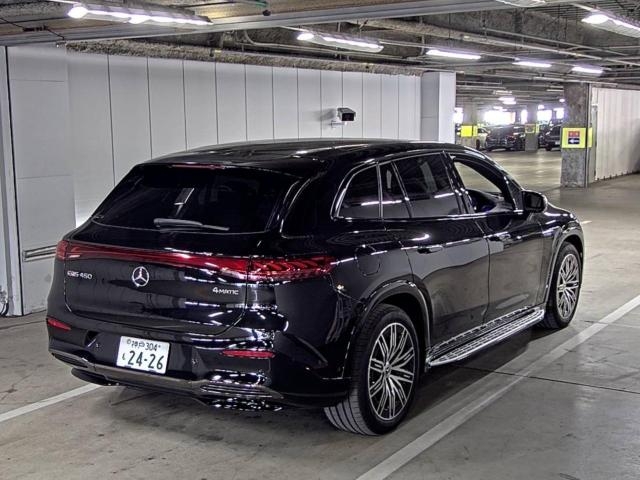 MERCEDES BENZ EQS SUV