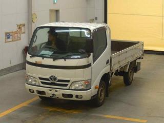 TOYOTA DYNA