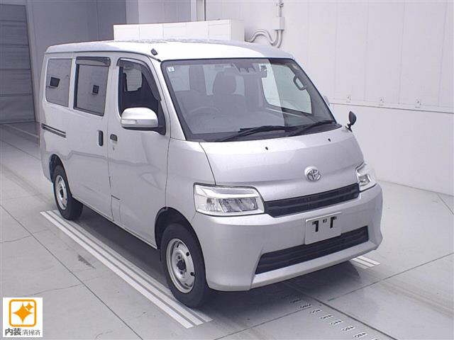 TOYOTA TOWN ACE