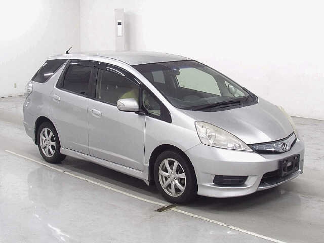 HONDA FIT SHUTTLE HYBRID